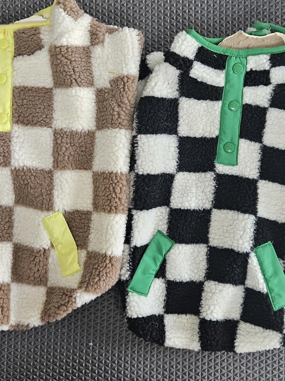 Oodles Lot of 2 Size M Fleece warm Dog Coats Check Design